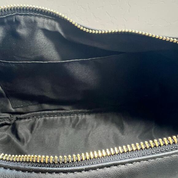 New Women’s Jules Kae Zola Vegan Leather Crescent Handbag - Picture 7 of 10